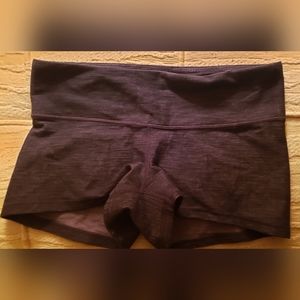 Lululemon  High Rise Short